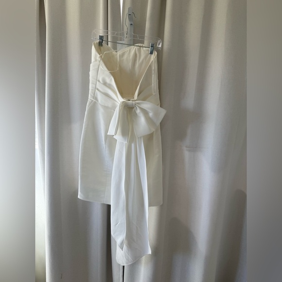 AMSALE bow back strapless bridal dress FINAL PRICE NO OFFERS - Picture 6 of 11